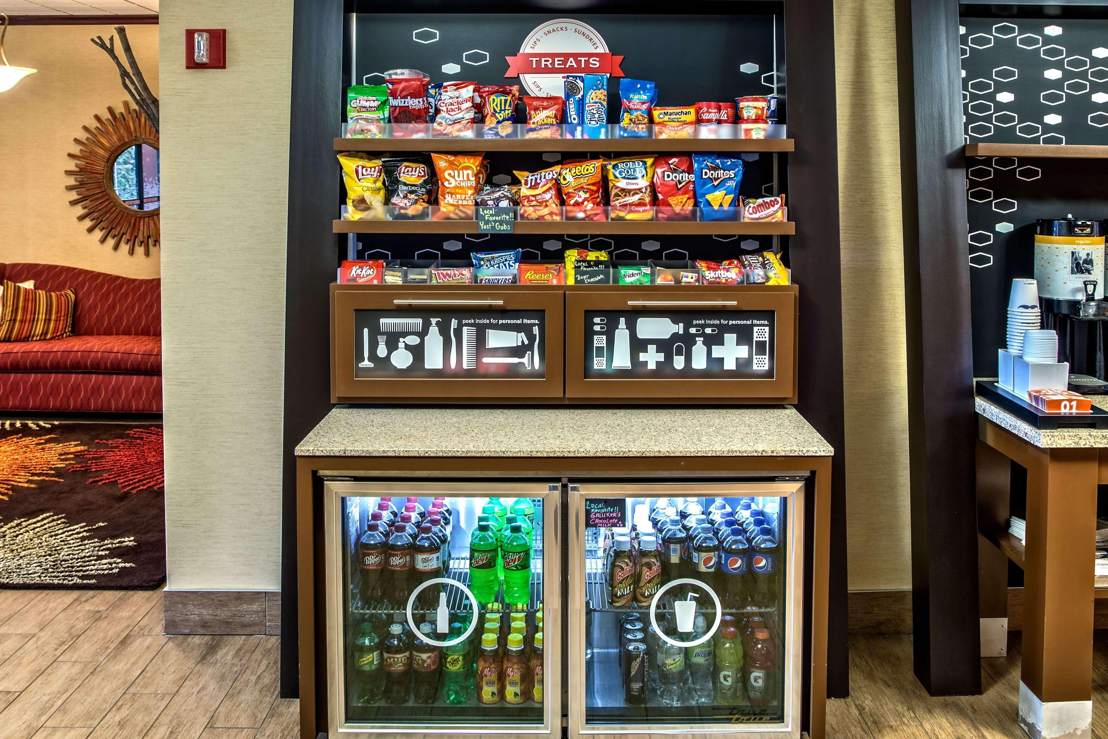 Hampton Inn Johnstown Geistown Buitenkant foto